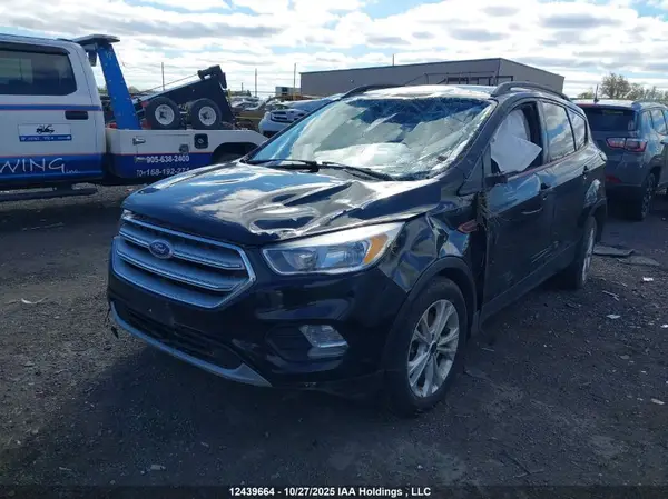1FMCU9GD8JUB56453 2018 FORD ESCAPE - Image 2