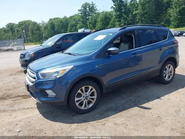 1FMCU9GD8JUB57974 2018 FORD ESCAPE - Image 2