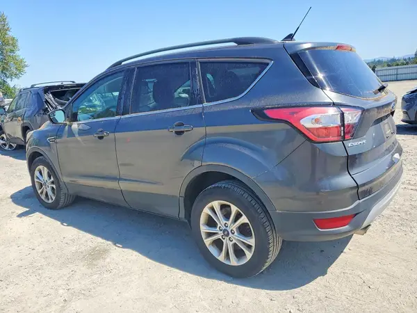 1FMCU9GD8JUB61264 2018 FORD ESCAPE - Image 2
