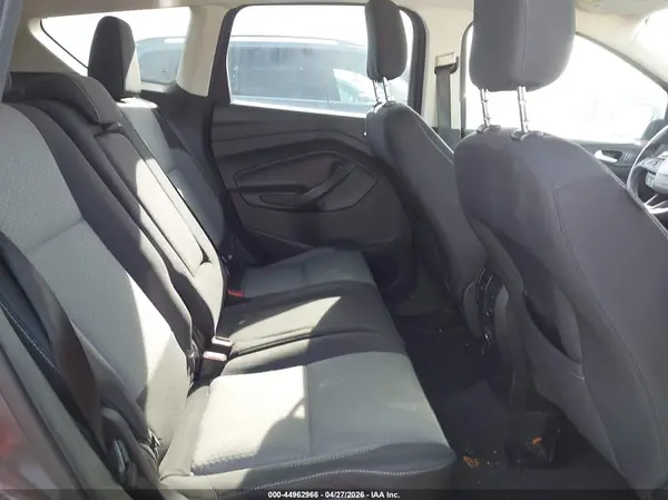 1FMCU9GD8JUB70658 2018 FORD ESCAPE - Image 8