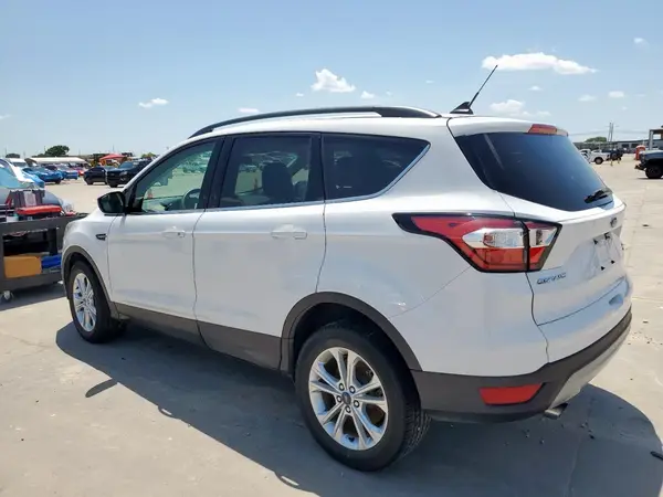 1FMCU9GD8JUB71826 2018 FORD ESCAPE - Image 2