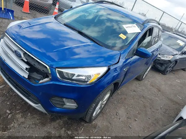 1FMCU9GD8JUB82034 2018 FORD ESCAPE - Image 2