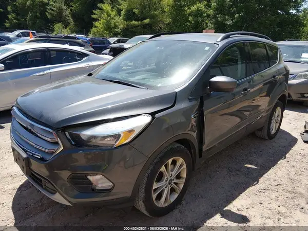 1FMCU9GD8JUB99173 2018 FORD ESCAPE - Image 2