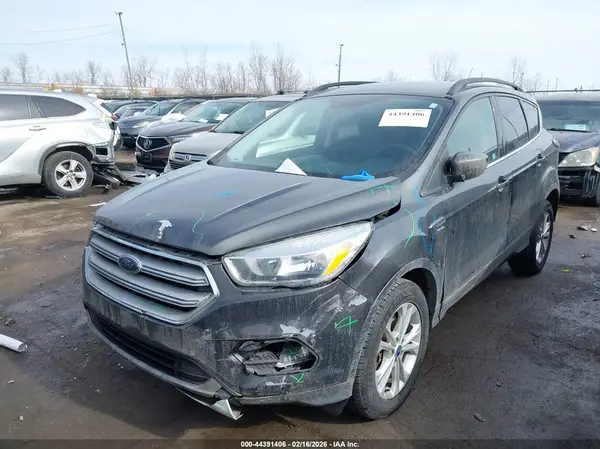1FMCU9GD8JUC05473 2018 FORD ESCAPE - Image 2