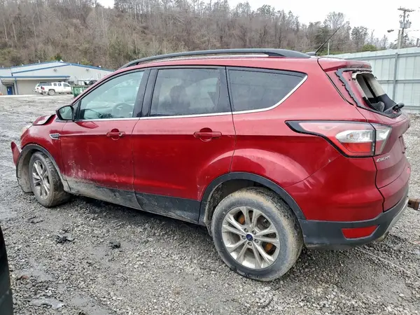 1FMCU9GD8JUC17980 2018 FORD ESCAPE - Image 2