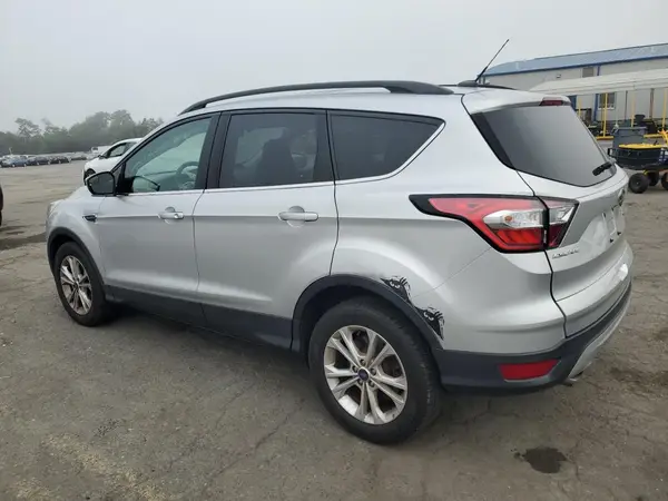 1FMCU9GD8JUC40482 2018 FORD ESCAPE - Image 2