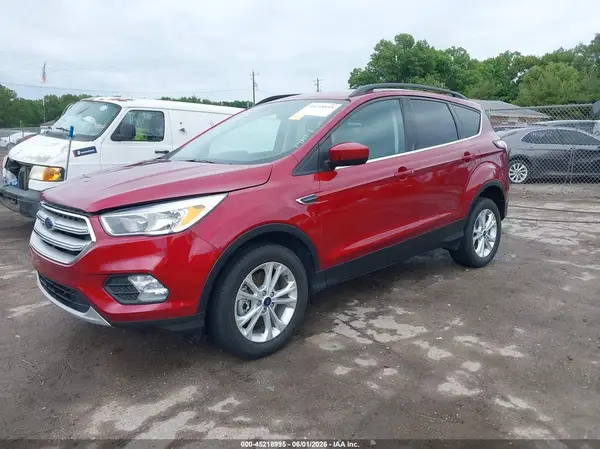 1FMCU9GD8JUC46444 2018 FORD ESCAPE - Image 2