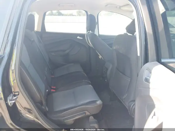 1FMCU9GD8JUC57461 2018 FORD ESCAPE - Image 8