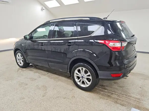 1FMCU9GD8JUC60991 2018 FORD ESCAPE - Image 2