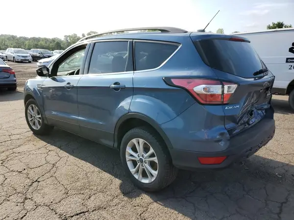 1FMCU9GD8JUC83610 2018 FORD ESCAPE - Image 2