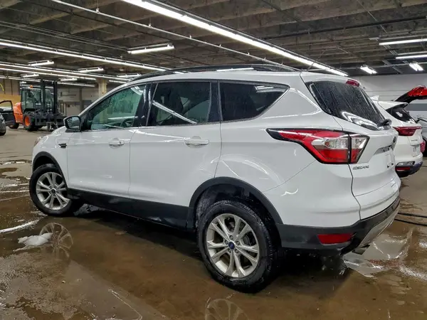 1FMCU9GD8JUD06030 2018 FORD ESCAPE - Image 2