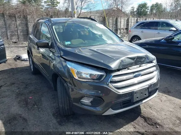 1FMCU9GD8JUD06450 2018 FORD ESCAPE - Image 1