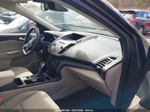 1FMCU9GD8JUD06450 2018 FORD ESCAPE - Image 8