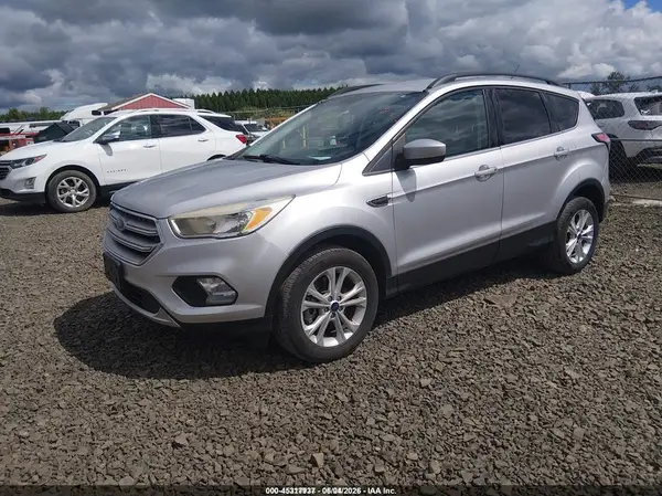 1FMCU9GD8JUD08604 2018 FORD ESCAPE - Image 2