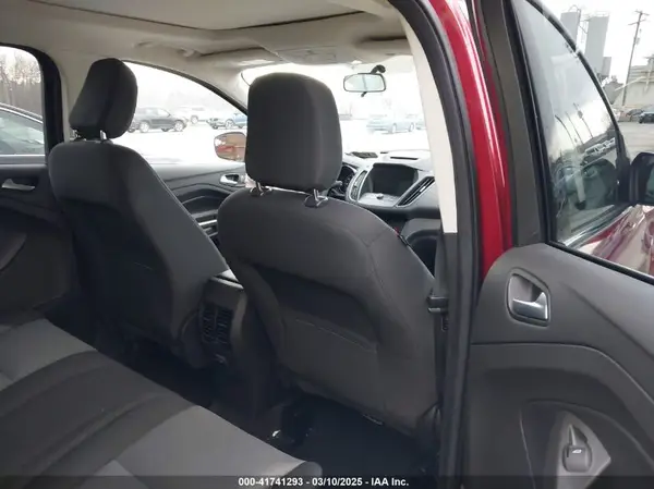 1FMCU9GD8JUD14256 2018 FORD ESCAPE - Image 8