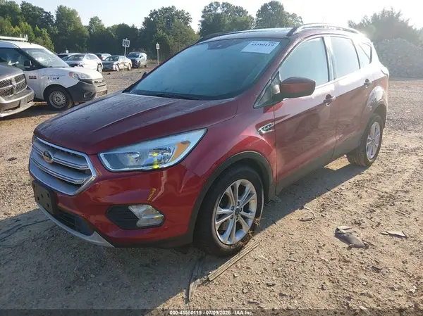 1FMCU9GD8JUD15567 2018 FORD ESCAPE - Image 2