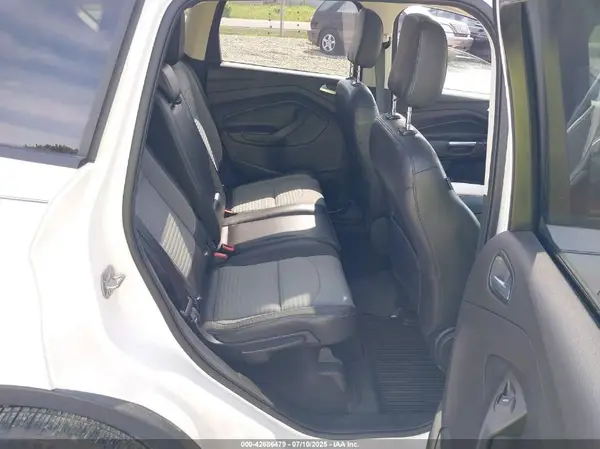 1FMCU9GD8JUD16265 2018 FORD ESCAPE - Image 8