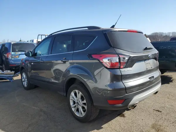1FMCU9GD8JUD25497 2018 FORD ESCAPE - Image 2