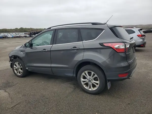 1FMCU9GD8JUD33082 2018 FORD ESCAPE - Image 2