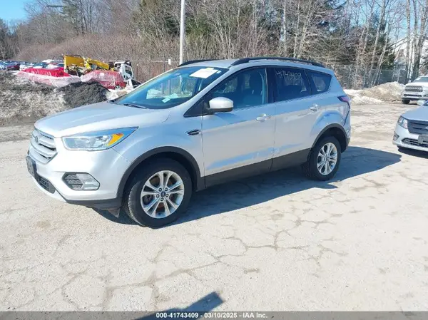 1FMCU9GD8JUD40095 2018 FORD ESCAPE - Image 2
