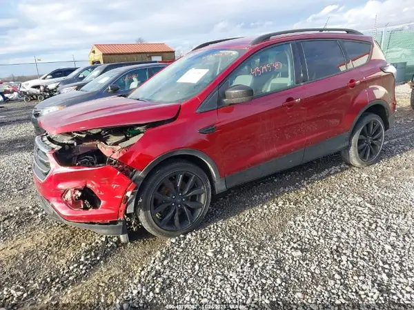 1FMCU9GD8JUD48911 2018 FORD ESCAPE - Image 2