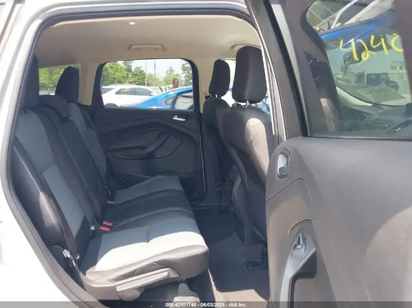1FMCU9GD8JUD48925 2018 FORD ESCAPE - Image 8