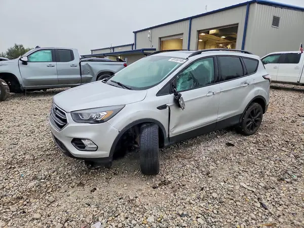 1FMCU9GD8JUD49041 2018 FORD ESCAPE - Image 1