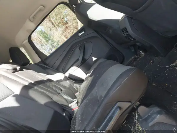 1FMCU9GD8JUD53154 2018 FORD ESCAPE - Image 8