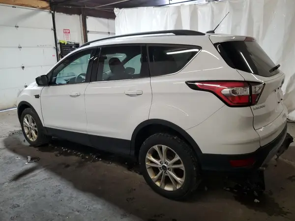 1FMCU9GD8JUD60752 2018 FORD ESCAPE - Image 2