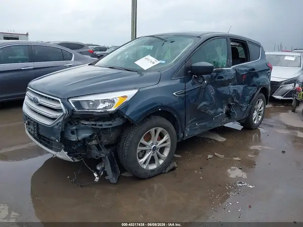1FMCU9GD8KUA46102 2019 FORD ESCAPE - Image 2