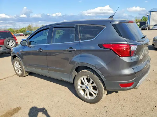 1FMCU9GD8KUA66902 2019 FORD ESCAPE - Image 2