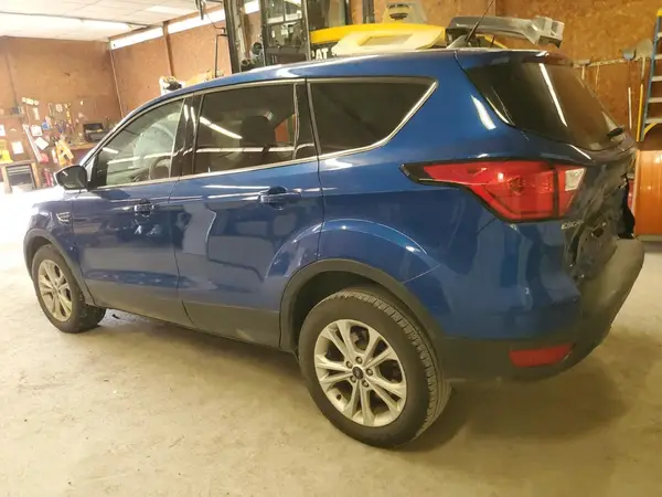 1FMCU9GD8KUA69041 2019 FORD ESCAPE - Image 2