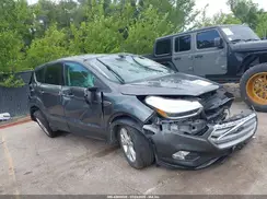 1FMCU9GD8KUA77611 2019 FORD ESCAPE