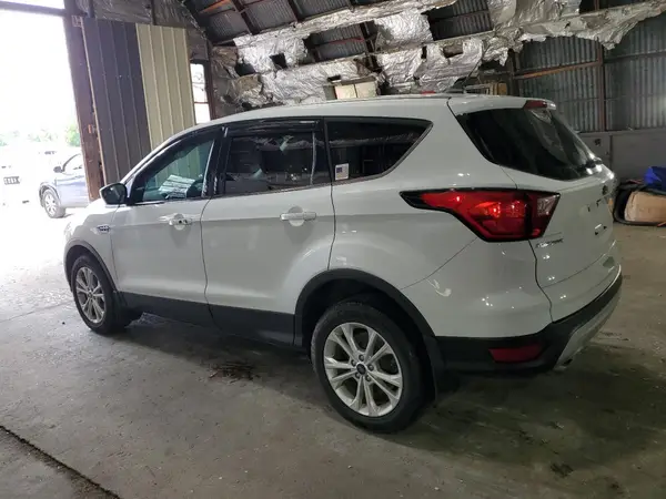 1FMCU9GD8KUA98068 2019 FORD ESCAPE - Image 2