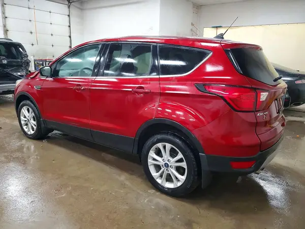 1FMCU9GD8KUA99382 2019 FORD ESCAPE - Image 2