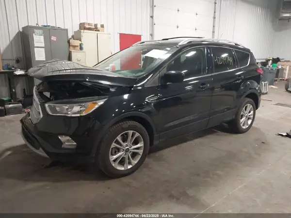 1FMCU9GD8KUB03849 2019 FORD ESCAPE - Image 2
