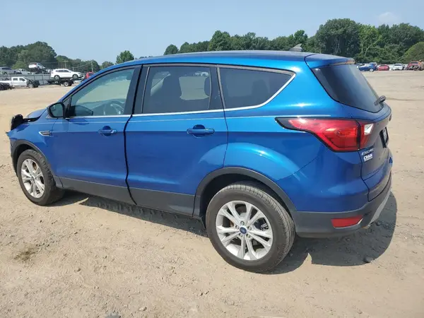 1FMCU9GD8KUB09778 2019 FORD ESCAPE - Image 2