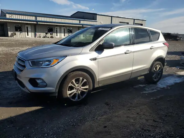 1FMCU9GD8KUB38858 2019 FORD ESCAPE - Image 1