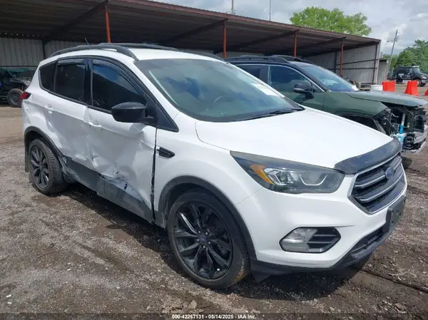 1FMCU9GD8KUB42375 2019 FORD ESCAPE - Image 1
