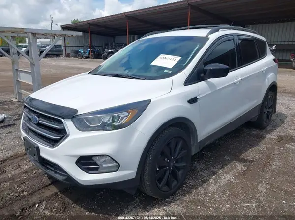 1FMCU9GD8KUB42375 2019 FORD ESCAPE - Image 2