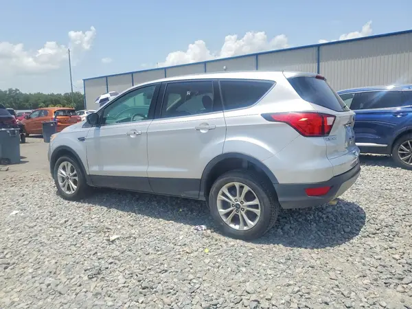 1FMCU9GD8KUB42747 2019 FORD ESCAPE - Image 2