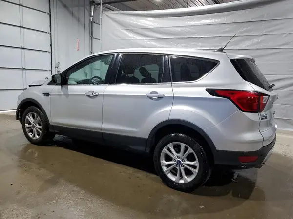 1FMCU9GD8KUB44577 2019 FORD ESCAPE - Image 2