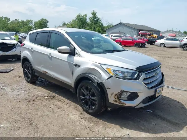 1FMCU9GD8KUB52436 2019 FORD ESCAPE - Image 1