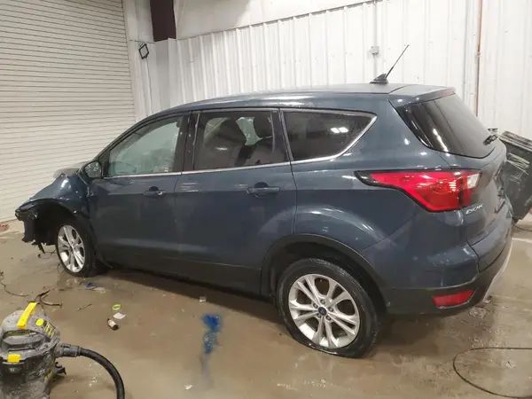 1FMCU9GD8KUB54347 2019 FORD ESCAPE - Image 2