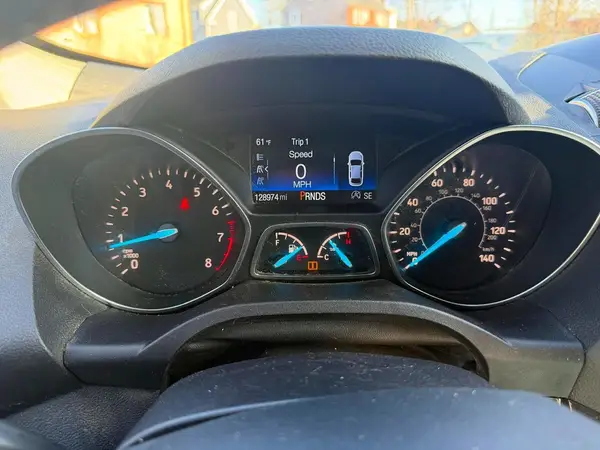 1FMCU9GD8KUB73559 2019 FORD ESCAPE - Image 8