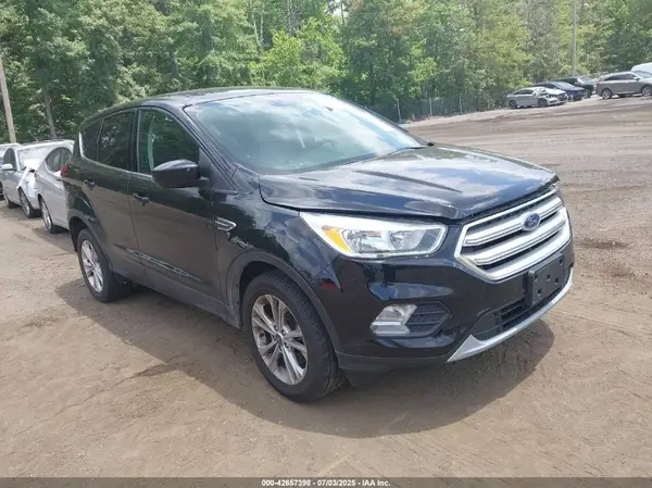 1FMCU9GD8KUB75490 2019 FORD ESCAPE - Image 1
