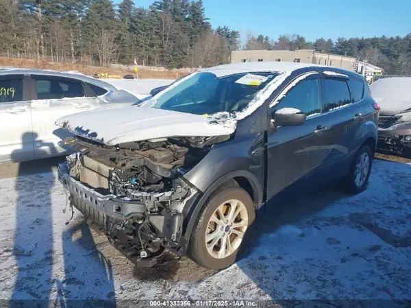 1FMCU9GD8KUB90443 2019 FORD ESCAPE - Image 2