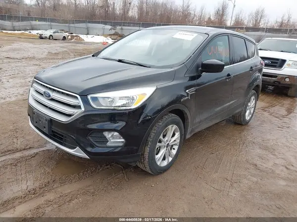 1FMCU9GD8KUC09962 2019 FORD ESCAPE - Image 2