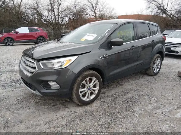 1FMCU9GD8KUC24607 2019 FORD ESCAPE - Image 2