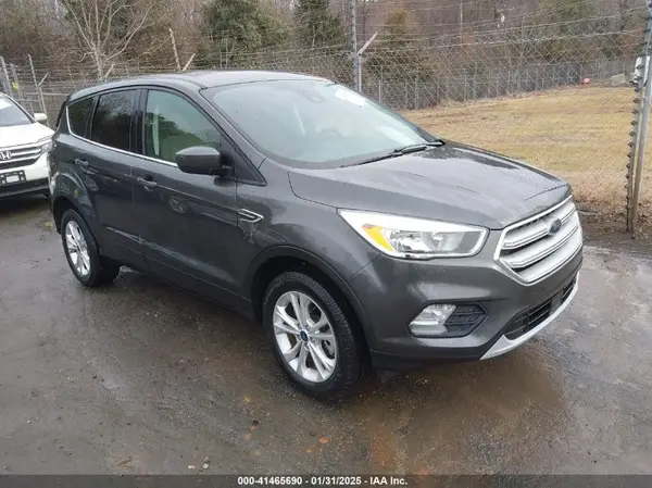 1FMCU9GD8KUC33968 2019 FORD ESCAPE - Image 1